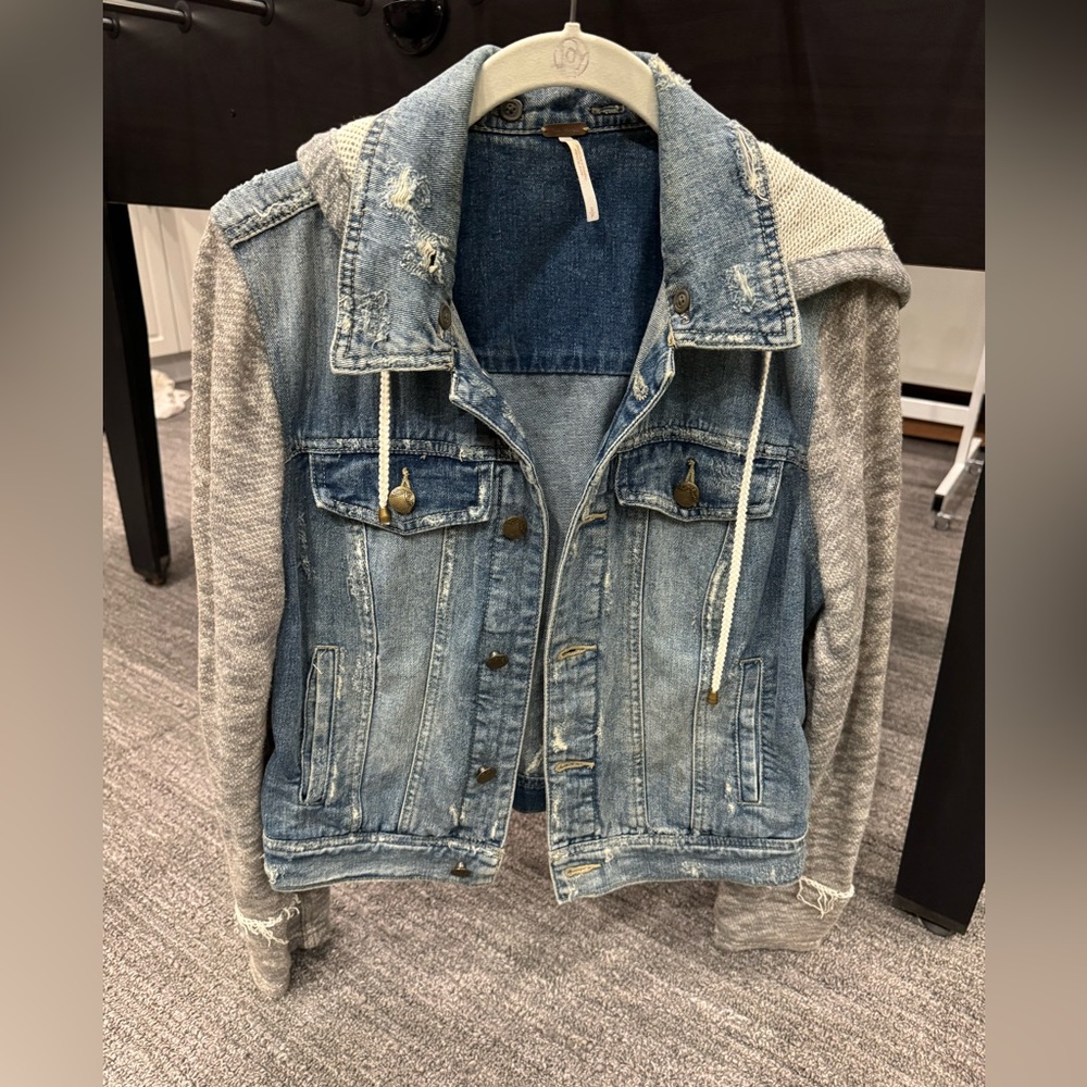 Free People distressed hooded denim Jacket with Gray sleeves - size S